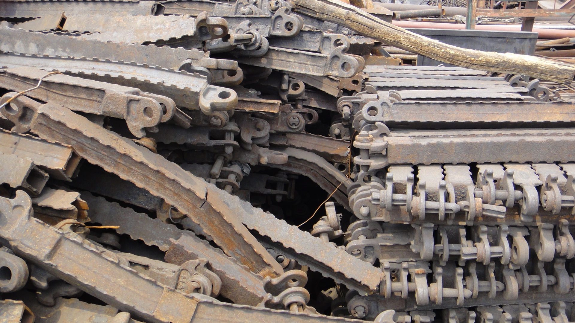 廢品回收不景氣 互聯(lián)網(wǎng)+回收或是新的一種模式